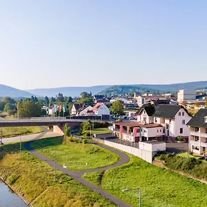 Hotel Straubs Schöne Aussicht, Klingenberg am Main